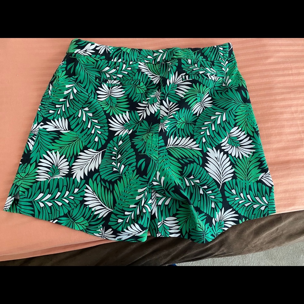 Tropical Shorts - Stretchy! (Dalia) - Picture 5 of 12
